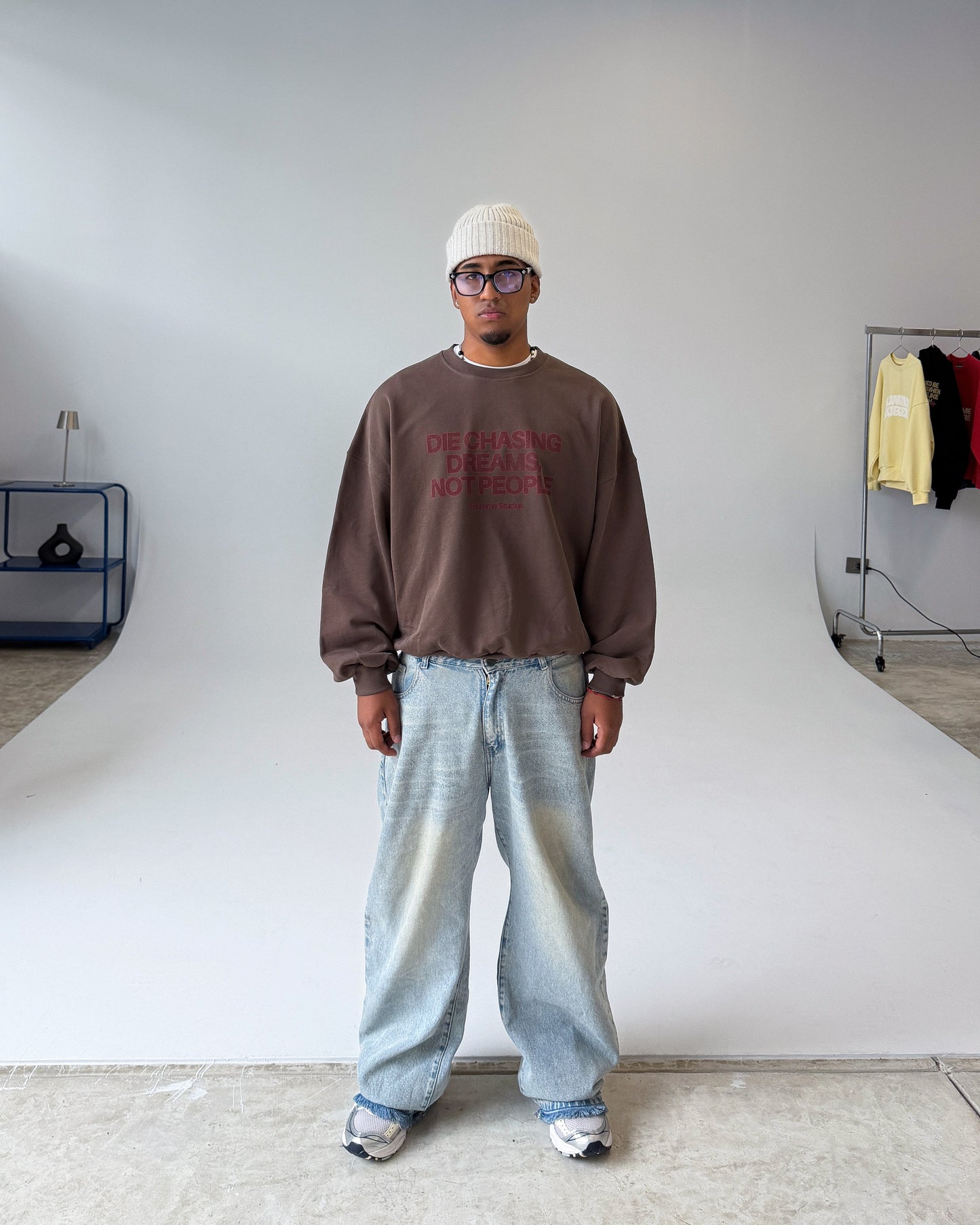 CHASING DREAMS COCOA CREWNECK