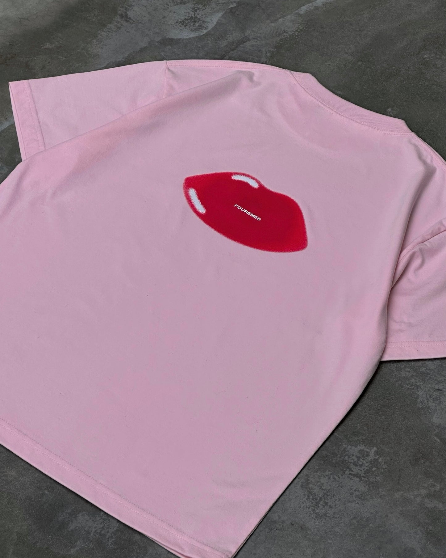 LIP GLOSS PINK TEE