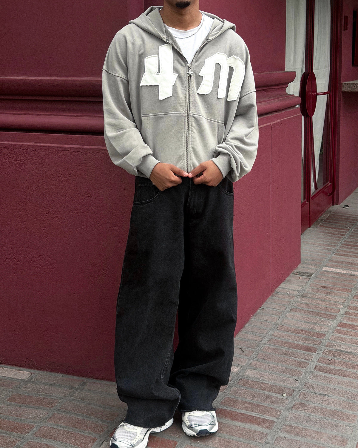 4M LIGHT GREY ZIP UP HOODIE